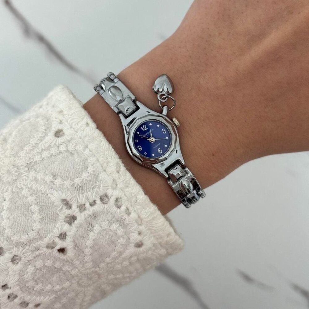 Sku:0413 cute silver pink‎ mini watch bracelet with heart + in a gift box